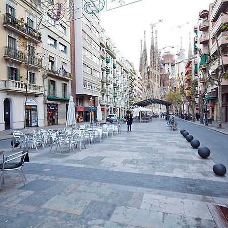 Stay U-Nique Apartments Gaudi II Barcellona Esterno foto